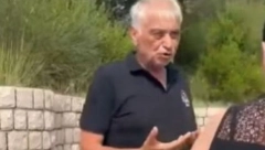 HAOS U BARU NE PRESTAJE Oglasio se zakupac plaže koji je oterao devojku zbog burke: "Ne držim svinjetinu da bi gosti..."