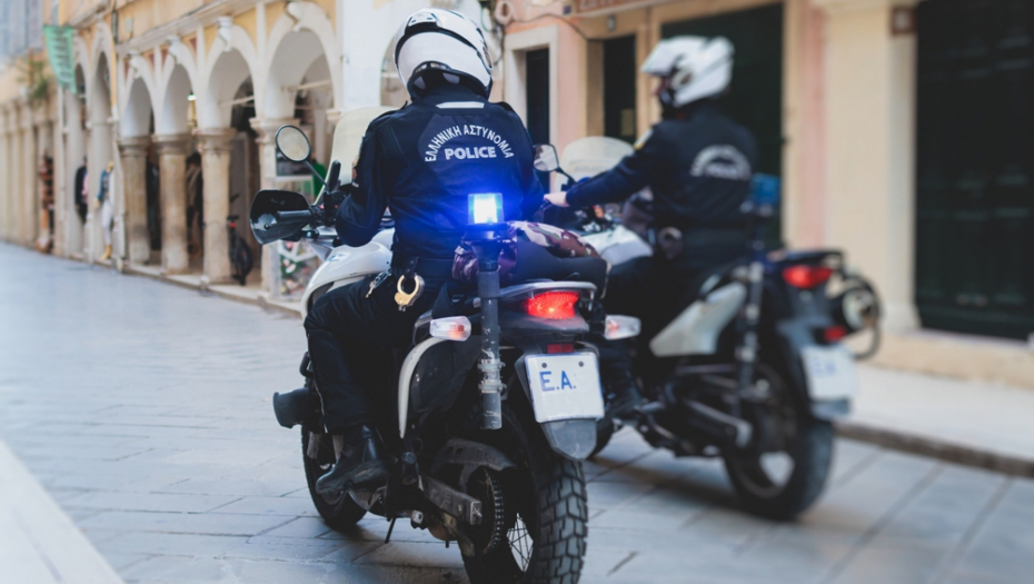 TURISTI, PAŽNJA! Saobraćajni znak u Grčkoj koji ZBUNJUJE SRBE