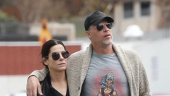 PRVE FOTKE GLUMICE NAKON TEŠKE TRAGEDIJE! Tri meseca je niko nije video u javnosti, a sada je uslikana na ovoj lokaciji