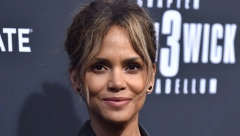 "MOGLA JE DA IZREŽE OVO SA FOTOGRAFIJE" Hale Beri zaprepastila pratioce, svi su primetili odvratan detalj