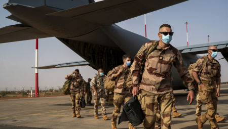 VELIKI SASTANAK VOJNIH KOMANDANATA Moguća intervencija u Nigeru?