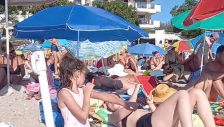 "OVO JE JEZIVO, MAJKE MI" Snimak "pakla" sa crnogorske plaže ostavio ljude u šoku