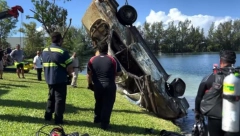 BIZARNO OTRKIĆE RONILACA Tragali za telom na dnu jezera, kada su videli šta je na dnu odmah su zvali kranove (VIDEO)