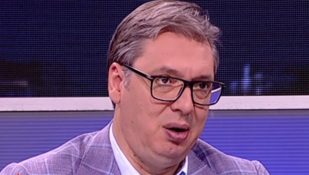 VUČIĆ O NAPADIMA POLITIČKIH PROTIVNIKA iznenađujuće da neko želi da njegovoj zemlji bude loše da bi ostvario svoje političke ciljeve