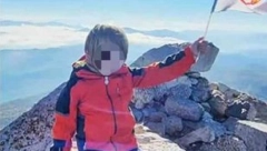 Petogodišnjak iz Srbije osvojio najviši vrh u Africi (VIDEO)