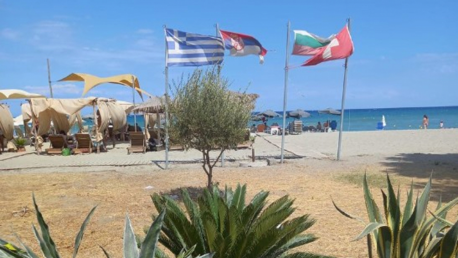 "BOGORODICA JE DANAS UČINILA SVOJE ČUDO, UPRLA MI JE POGLED NA DVA BRATA" Zamenik gradonačelnika Zakintosa spasio maloletnike (FOTO)