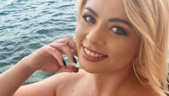 PEVAČICA SE BORI SA NEIZLEČIVOM BOLEŠĆU Andrea otkrila simptome i priznala:  Nije lako, umorna sam i gojim se!