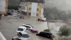 NESTVARNE SCENE IZ RUSIJE: Evakuisano više od 2.000 ljudi, otvorena privremena skloništa - Bezbednost ugrožena do ovog datuma (VIDEO)