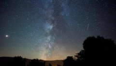 METEORSKA KIŠA PERSEIDA STVORILA PRIZOR VREDAN ČEKANJA Ako ste sinoć propustili spektakl, evo kako je izgledao (VIDEO)