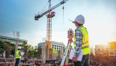 RADNIK IZ BOSNE UMESTO PLATE DOBIO ŠAMAR, PA KAZNU OD 80 EVRA: Građevinac prošao "ko bos po trnju" zbog ove greške