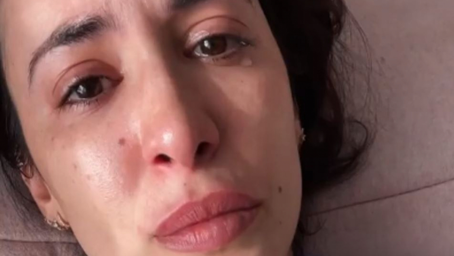 OVAKO JE DUNJA IZGLEDALA PRE SVIH OPERACIJA Blogerka van sebe,  njene stare fotografije se šire neverovatnom brzinom, a javnost je razbesnela jednom izjavom