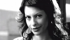 PRESELILA SE U INDIJU I PROMENILA LIČNI OPIS Evo kako sada izgleda Marija Jakšić, nestala je u jeku popularnosti i promenila profesiju