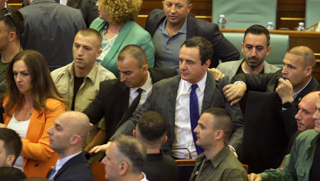PAT POZICIJA U PRIŠTINI Opozicija paralisala Kurtijevu Vladu, ali zbog ovoga još ne može da ga sruši