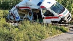 VOZ UDARIO HITNU POMOĆ! Teška nesreća u Svrljigu, jezive slike sa lica mesta (FOTO)