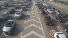 GUŽVE OD RANOG JUTRA na GRANIČNIM PRELAZIMA Kamioni na prelazu Gradina čekaju po devet sati