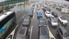 ŠTA TI JE TO U KOLIMA? Carinici zaustavili Srbina na Dobrakovu, kada su videli šta vozi sve su mu zaplenili