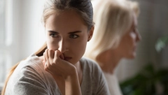 "MRZIM SVOJU ĆERKU, NE MOGU DA JE PODNESEM" Majka izazvala bes na društvenim mrežama (FOTO)