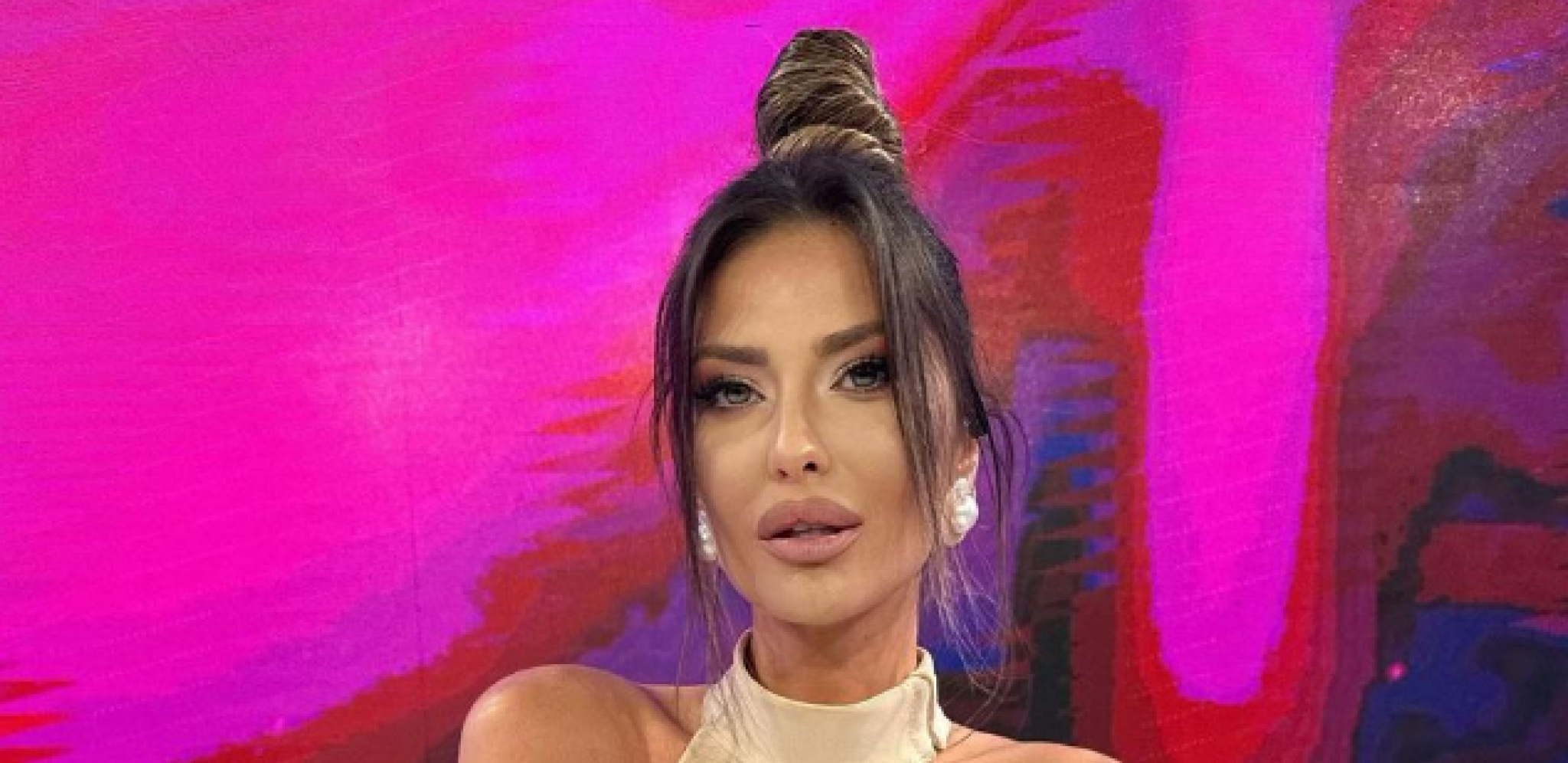 OTKRIVENO ČIME SE BAVILA ANA RADULOVIĆ Danas je poznata voditeljka, a nekada je radila ovo