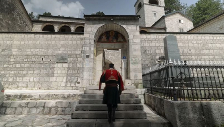 DPS TRAŽI ZABRANU FILMA O PODGORIČKIJ SKUPŠTINI: "Udara se na temelje crnogorske državnosti i ruše tekovine 21. maja"(VIDEO)