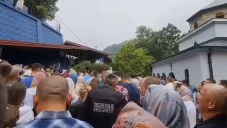 NEVEROVATAN PRIZOR KOD VELIKE SRPSKE SVETINJE "Ovaj osećaj ne može rečima da se opiše, jednostavno mora da se doživi" (FOTO)