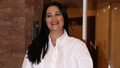 JANA KRSTILA ĆERKU! Posvetila joj emotivne stihove, gosti u suzama zbog ovog prizora! (VIDEO)