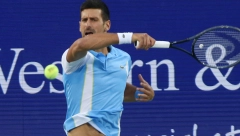 MNOGIMA JE ZAPALA ZA OKO, A CENA JE PAPRENA Evo koliko košta majica u kojoj Novak Đoković igra u Sinsinatiju