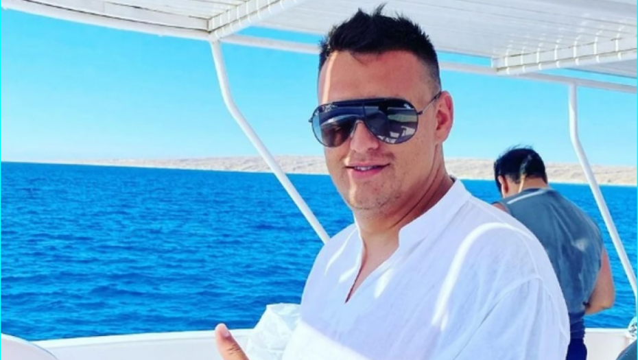 NAPRAVILI SU FLAJER DA SAM MRTAV! Pevač šokirao javnost: Svi su me zvali da se uvere da sam živ i zdrav