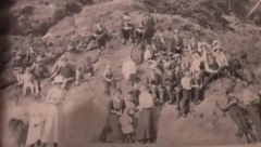 MISTERIOZNA FOTOGRAFIJA IZ 1917. "Ovaj momak..., pogledaj mu odeću i kosu, on nije iz tog vremena"