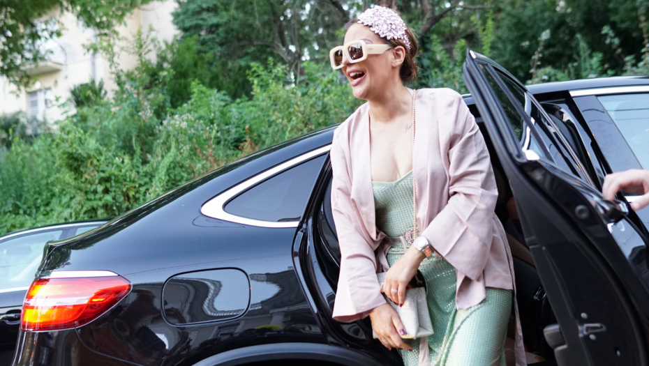 OVAKO JE BILO NA NEPOSTOJEĆEM KONCERTU ANE NIKOLIĆ Zakazala pa otkazala Arenu, Tviter se usijao - Bile JK i Nataša