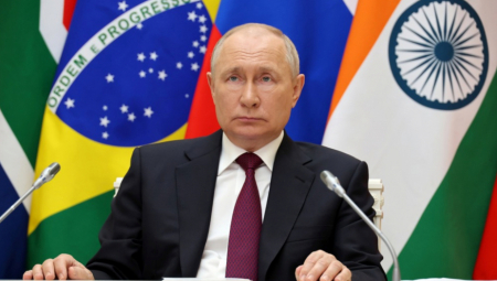 PUTIN UPRO PRSTOM U ZAPAD Evo šta je ruski predsednik poručio na samitu Briksa