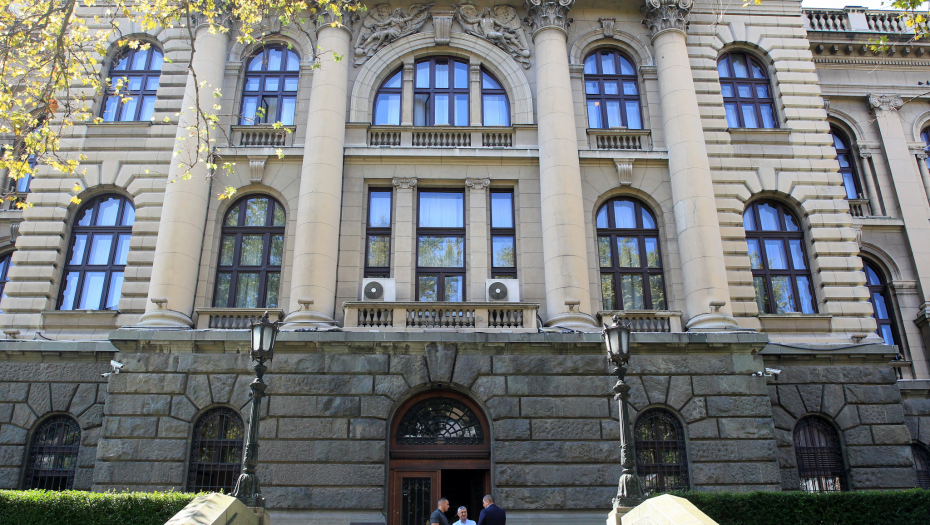 NARODNI POSLANIK ZAVRŠIO U BOLNICI! Zadobio teške povrede obe noge!