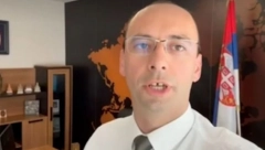 "SVI SU NA SVOM RADNOM MESTU" Simić se javio iz kancelarije i demantovao navode da su ispražnjene prostorije PIO fonda u Mitrovici