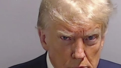 OBJAVLJENE FOTOGRAFIJE TRAMPA U ZATVORU Bivši predsednik SAD se predao u Džordžiji