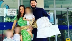 DANICA CRNOGORČEVIĆ NAPUSTILA PORODILIŠTE Suprug sveštenik i deca došli po nju