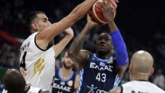 Grčka se mučila, pa upisala ubedljivu pobedu na startu Mundobasketa