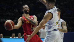 PUKLA STOTKA, SRBIJA "PREGAZILA" KINU NA STARTU MUNDOBASKETA "Orlovi" pokvarili rođendan Đorđeviću, povreda Petruševa (ne) brine