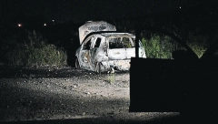 SUMNJIVO Leš spaljen do kostiju nađen u kolima u šumi