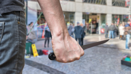 SRBIN IZBO MLADIĆA U SLOVAČKOJ! Nakon svađe mu zario kuhinjski nož u grudi