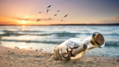 PRONAŠLA PORUKU U BOCI, A ONO ŠTO SE NALAZILO PORED PISMA JE ŠOKIRALO Hrvatica otkrila šta joj se desilo na plaži