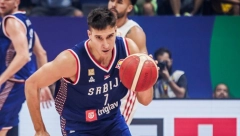 PORUKA JE JASNA Bogdane, vidimo se u Parizu