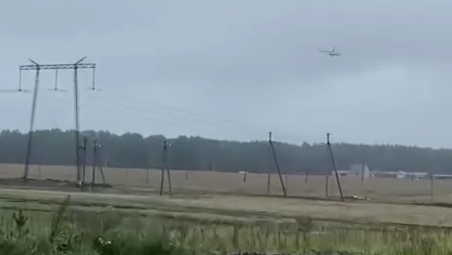 PRONAĐEN NESTALI HELIKOPTER Za petoricom marinaca se potraga nastavlja