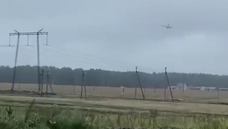 PRONAĐEN NESTALI HELIKOPTER Za petoricom marinaca se potraga nastavlja