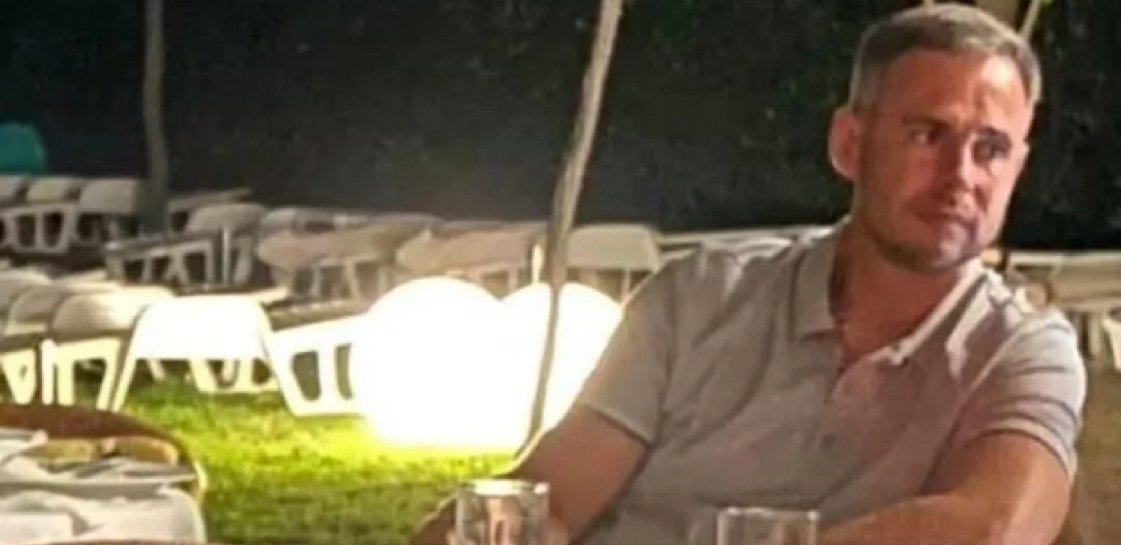EVO KAKO ALEKSIĆ UŽIVA NA MORU DOK DRUGE TERA NA PROTESTE Ja na plaži, a vi se pecite na asfaltu (FOTO)