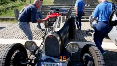 SVE JE ISTO KAO 1939. GODINE Beograd obnavlja istorijsku trku, bolidi stigli u prestonicu (FOTO)