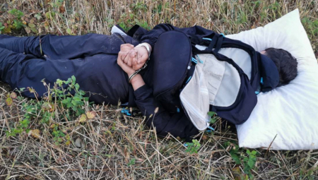 U GEPEKU KRIJUMČARIO 18 MIGRANATA Uhapšen Leskovčanin (32) u Knjaževcu