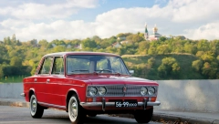 OVA FOTOGRAFIJA NASMEJALA JE CEO BALKAN Starijem paru se pokvarila "lada" u Podgorci, a ono što je usledilo svi komentarišu (FOTO)