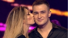 SVE BI DAO DA SE POMIRI SA RADOM Haris Berković na sve načine pokušava da obnovi vezu sa pevačicom!