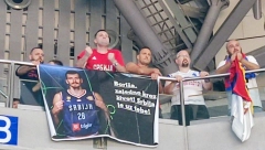ZAJEDNO KROZ ŽIVOT! Srbi iz Manile poslali jaku poruku Boriši Simaniću