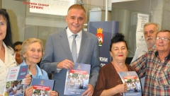 SAVSKI VENAC BRINE O NAJSTARIJIMA Otvoren Uslužni senior servis u prostorijama opštine