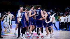 VOLIMO GA KAO BRATA, OVO JE ZA NJEGA Jaka poruka Nikole Jovića za Simanića posle ubedljive pobede nad Litvancima